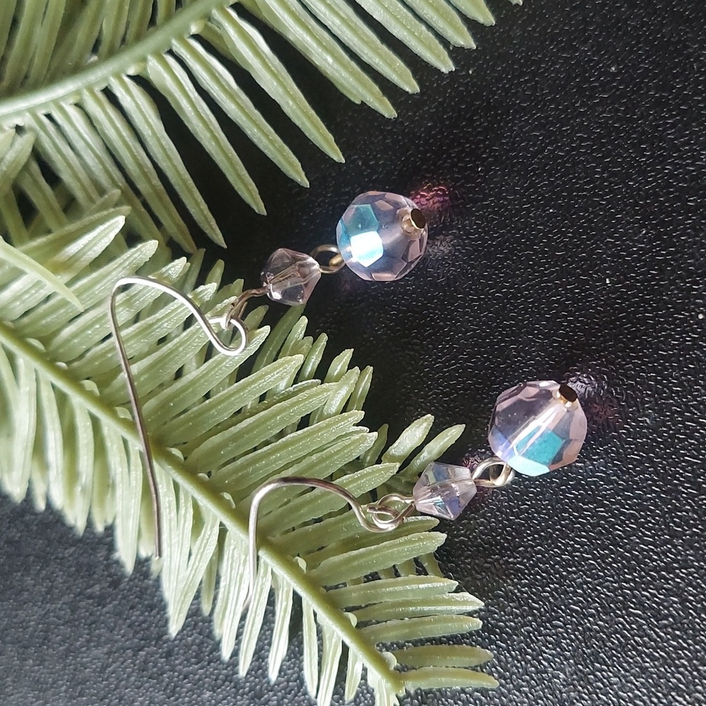 E1394 Dainty Pink Silvertone Beaded Crystal Dangle Drop Earrings